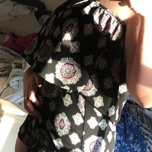 Strapless romper with boho pattern